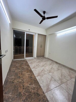 2 BHK Apartment For Sale in Wave City, Wave City