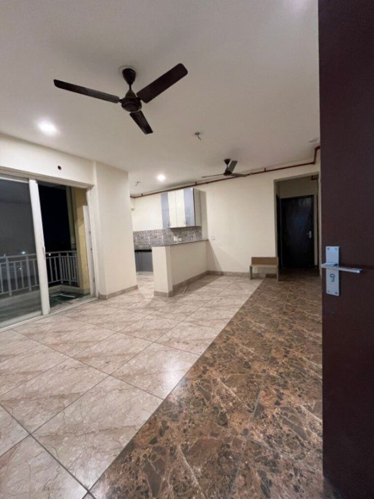 Living Room, wave-city 2 Bedroom 840 Sq.Ft. Apartment In Wave City Ghaziabad 10012609