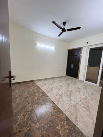 Room in 2 BHK Apartment at Wave City, Wave City – for Sale