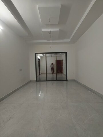 Room in 2 BHK Apartment at Nalasopara West – for Sale