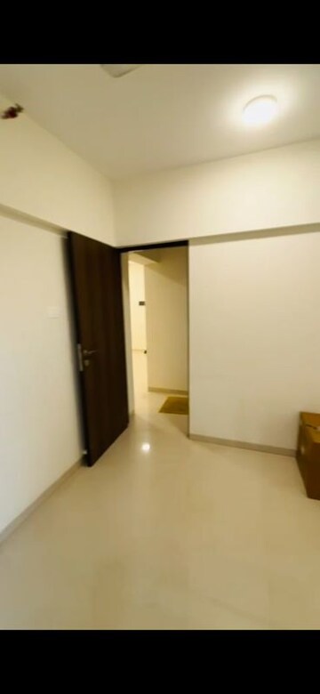 Room in 2 BHK Apartment at Modirealty Vatvriksh, Goregaon West – for Rent