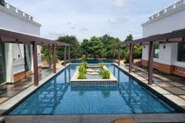 4 BHK + Servant Room 4800 Sq.Ft. Villa in Prestige Oasis