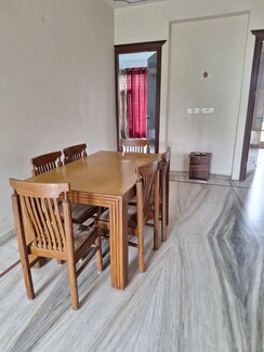 3 BHK + Servant Room Builder Floor For Rent in Sector 23