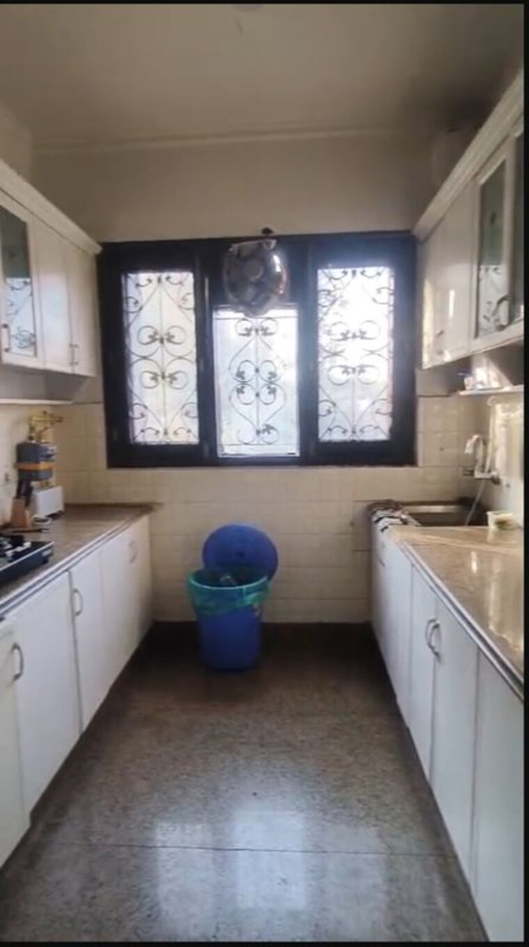 Master Bedroom, greater kailash ii 3 Bedroom 250 Sq.Yd. Builder Floor In Greater Kailash ii Delhi 10012685