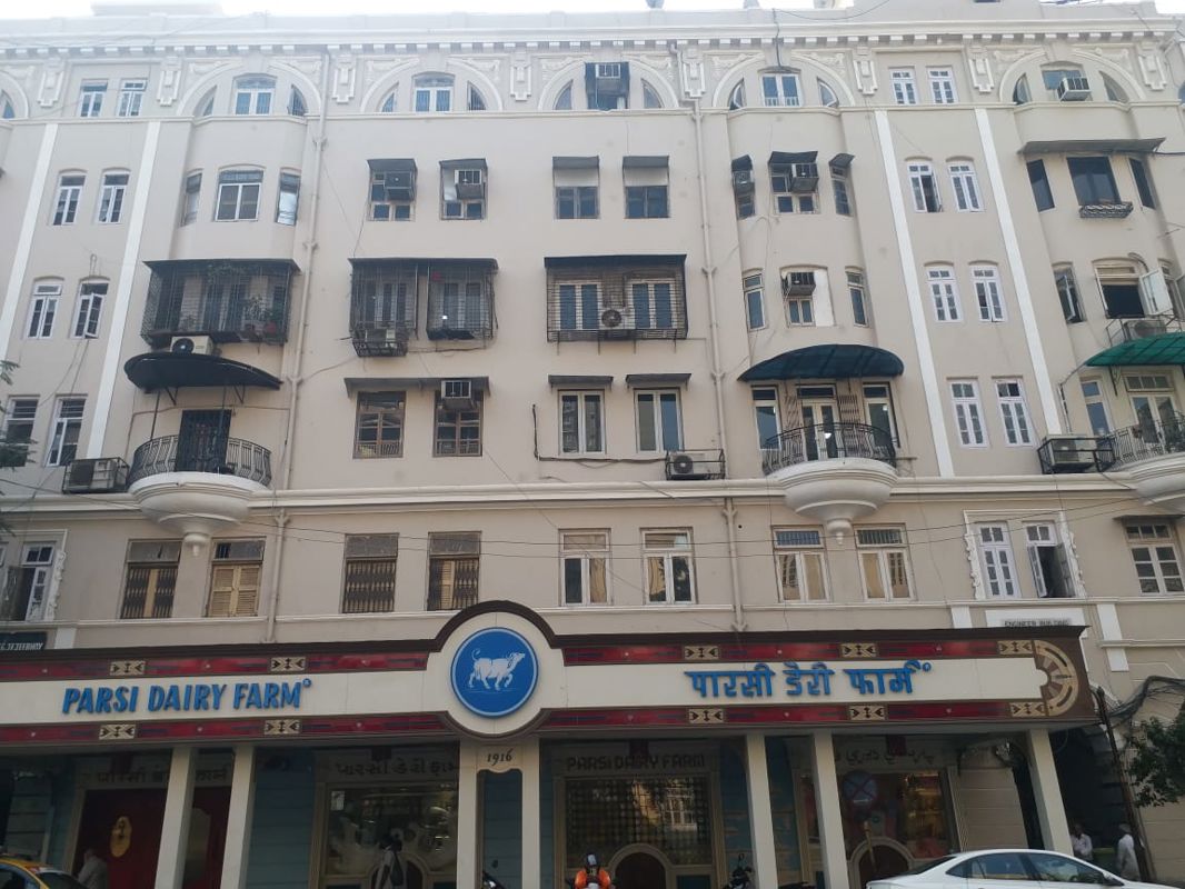 Office Space For Sale in Marine Lines