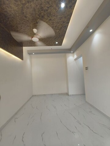 Room in 3 BHK Apartment at Ruturaj Classic, Nalasopara West – for Sale