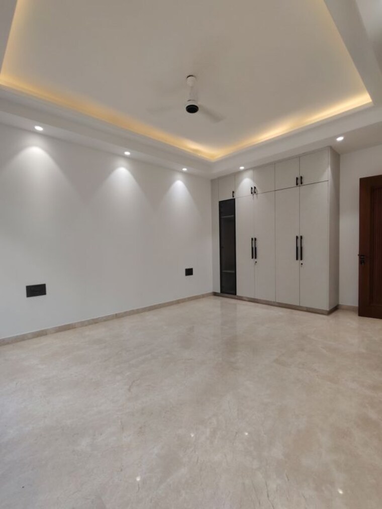 Room, defence colony 3 Bedroom 2925 Sq.Ft. Builder Floor In Defence Colony Delhi 10012701
