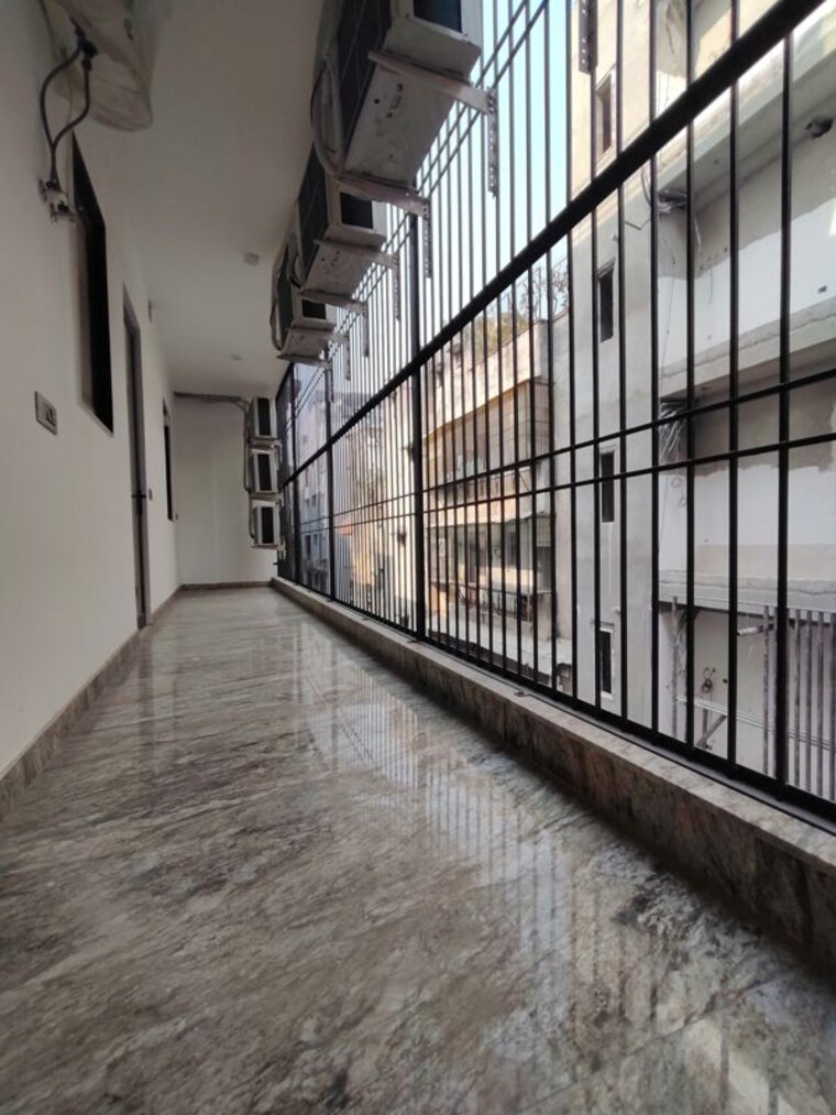 Balcony, defence colony 3 Bedroom 2925 Sq.Ft. Builder Floor In Defence Colony Delhi 10012701