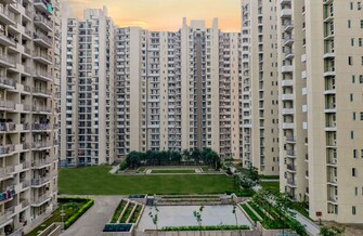 3.5 BHK + Servant Room 1303 Sq.Ft. Apartment in BPTP Spacio