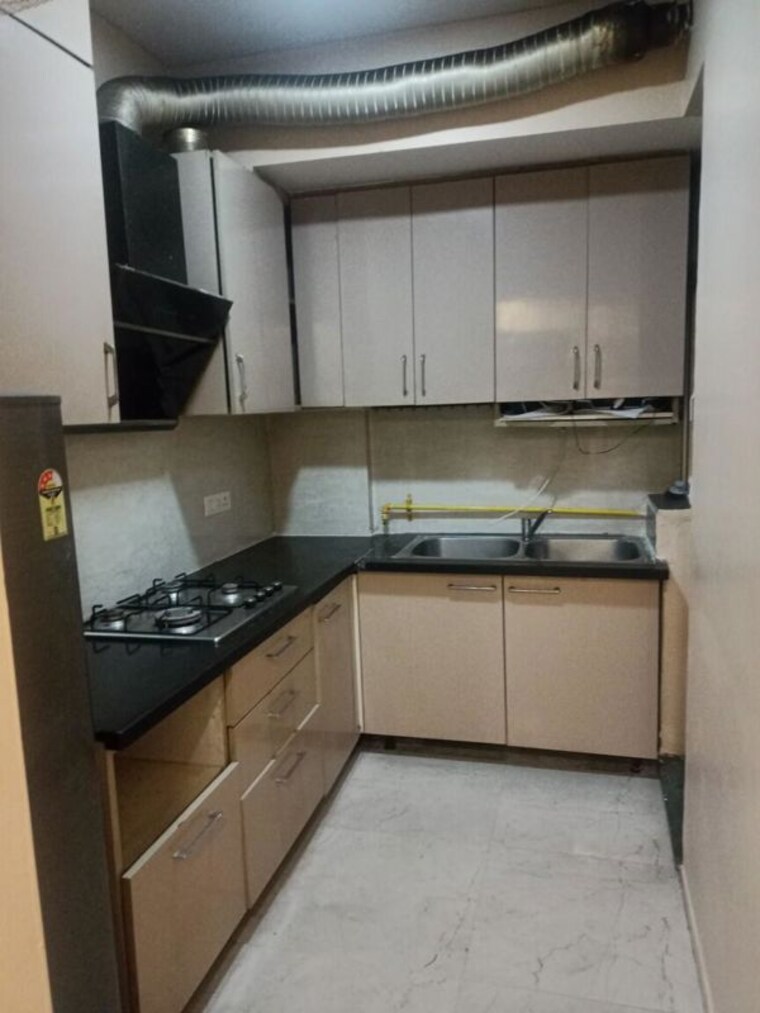 Kitchen, bptp-spacio 3.5 Bedroom 1303 Sq.Ft. Apartment In Sector 37d Gurgaon 10012669