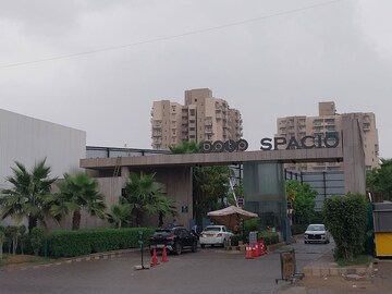 3.5 BHK Apartment – Exterior View View at BPTP Spacio, Sector 37d - for Sale