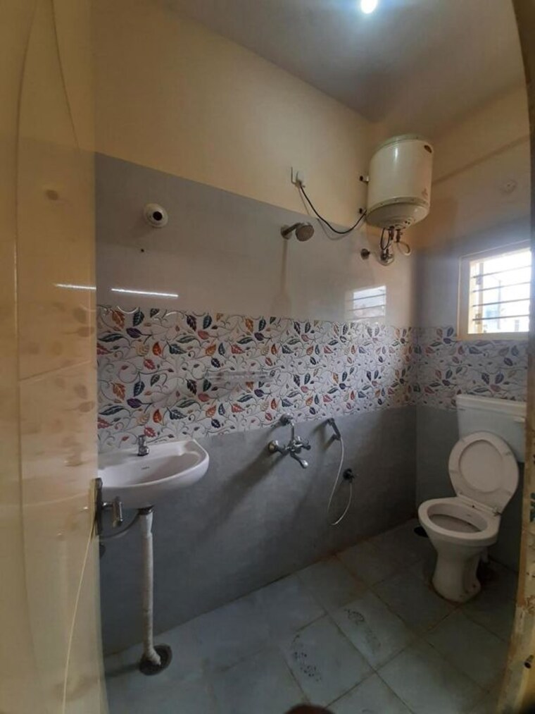 Bathroom, btm layout stage 2 1 Bedroom 500 Sq.Ft. Independent House In Btm Layout Stage 2 Bangalore 10012715