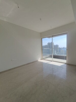 Room in 3 BHK Apartment at Courtyard by Narang Realty and The Wadhwa Group, Pokhran Road No Two – for Rent