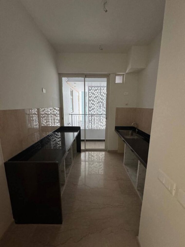 Kitchen, courtyard-by-narang-realty-and-the-wadhwa-group 2 Bedroom 920 Sq.Ft. Apartment In Pokhran Road No Two Thane 10012749