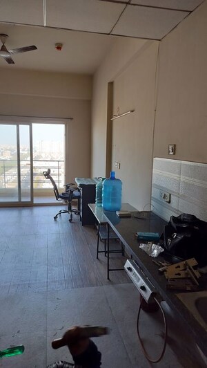 1 BHK Apartment For Rent in Paramount Golfforeste, Zeta I Greater Noida