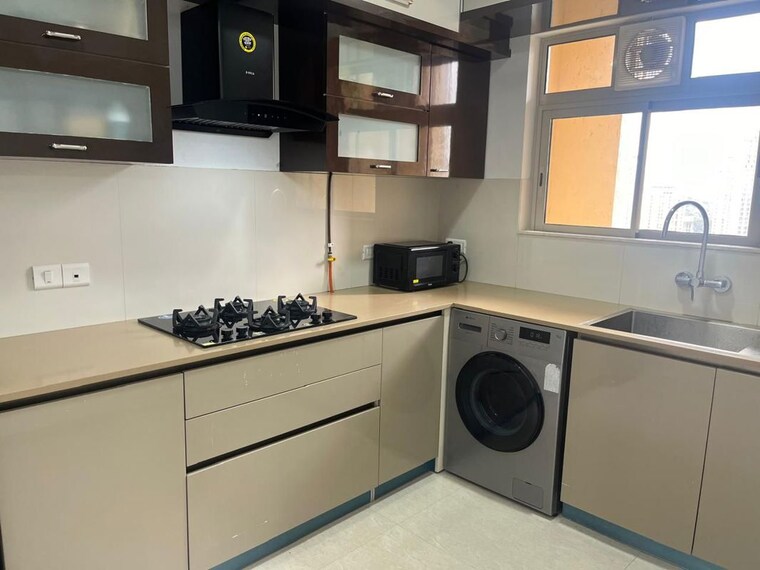 Kitchen, hiranandani-delanna 2 Bedroom 698 Sq.Ft. Apartment In Ghodbunder Road Thane 10012774