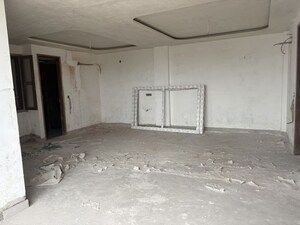 Room in 3 BHK Builder Floor at Sector 27 Dwarka – for Sale