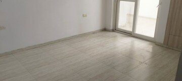 Room in 3.5 BHK Apartment at Ansal API Celebrity Greens, Ashiyana – for Rent