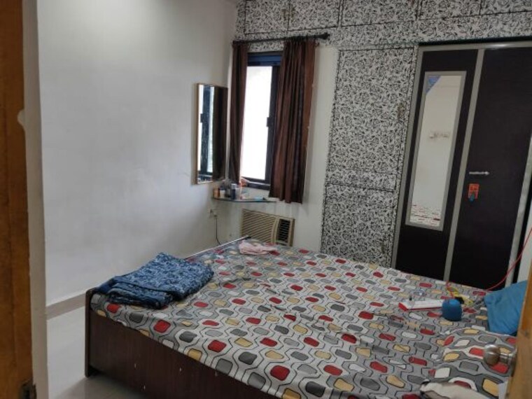 Bedroom, triveni-vasant-vihar-chs 2 Bedroom 850 Sq.Ft. Apartment In Vasant Vihar Thane 10012784