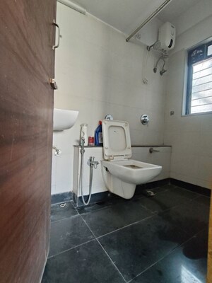 Bathroom in 2 BHK Apartment at Pushpanjali Apartment Prabhadevi, Prabhadevi – for Rent