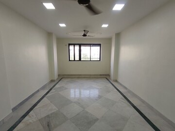 Room in 2 BHK Apartment at Pushpanjali Apartment Prabhadevi, Prabhadevi – for Rent