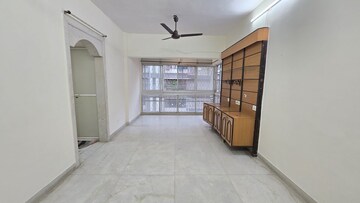 1 BHK Apartment For Rent in Raheja Manali CHS, Malad West