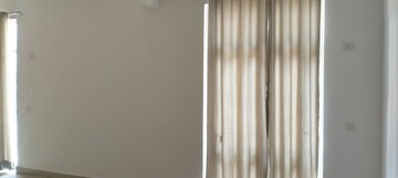 Building Lobby in 3.5 BHK Apartment at Ansal API Celebrity Greens, Ashiyana – for Rent