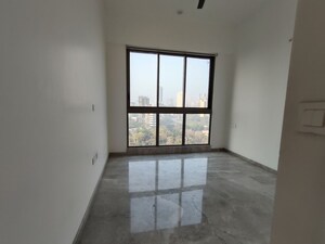 Room in 2 BHK Apartment at Prestige Jasdan Classic, Mahalaxmi – for Rent