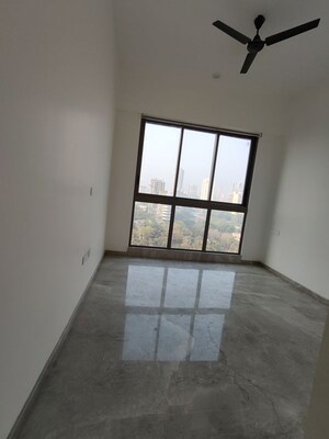Room in 2 BHK Apartment at Prestige Jasdan Classic, Mahalaxmi – for Rent