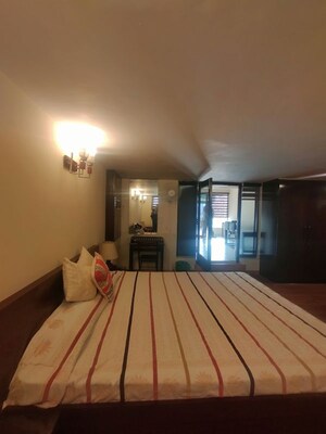 Bedroom in 1 BHK Apartment at Defence Colony – for Rent