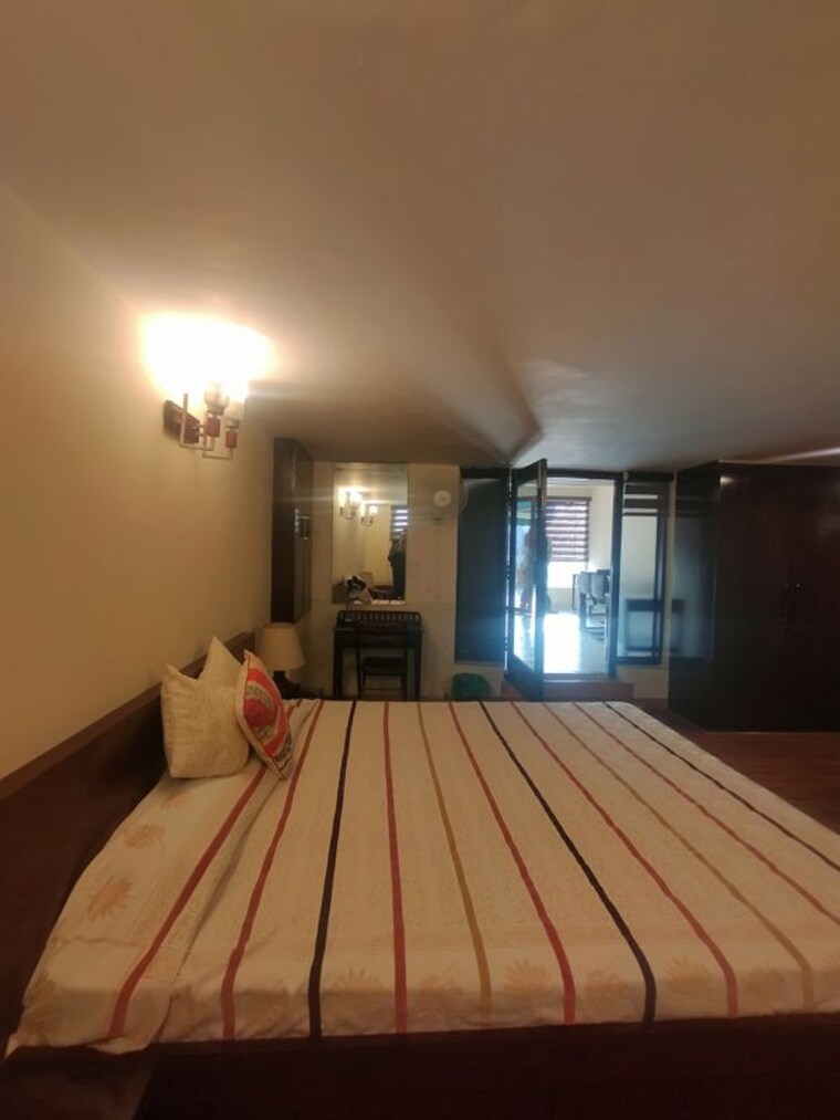 Bedroom, defence colony 1 Bedroom 1000 Sq.Ft. Apartment In Defence Colony Delhi 10012808