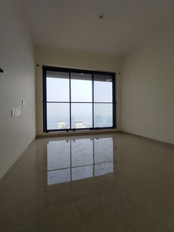 Room in 2 BHK Apartment at Dosti Eastern Bay, Wadala – for Rent