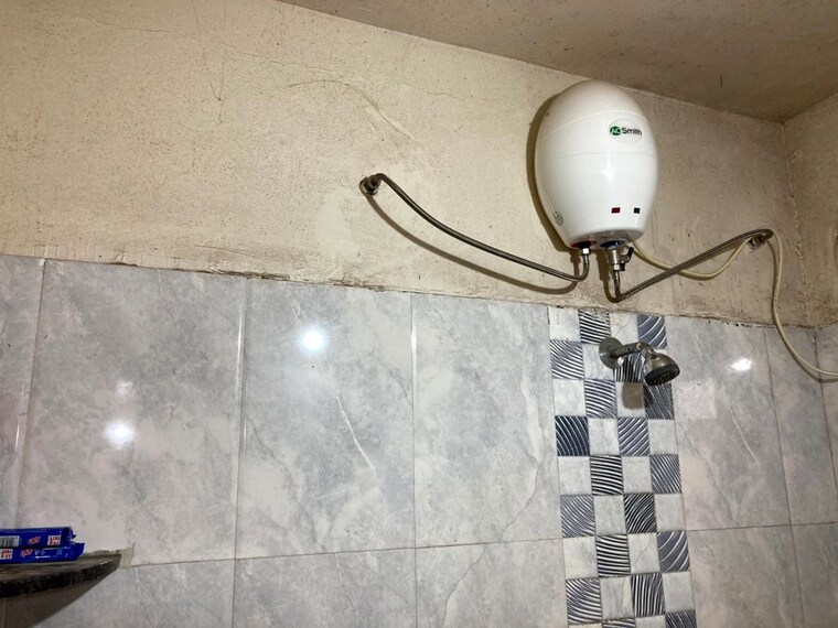 Bathroom, viman nagar 1 Bedroom 660 Sq.Ft. Apartment In Viman Nagar Pune 10012834