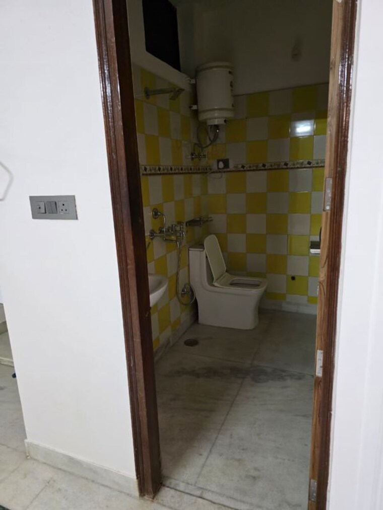 Balcony, ansal-plaza-sector-23 2 Bedroom 1200 Sq.Ft. Independent House In Sector 23 Gurgaon 10012839