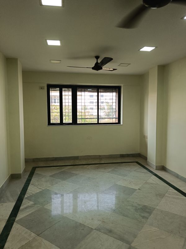 2 BHK 750 Sq.Ft. Apartment in Pushpanjali Apartment Prabhadevi