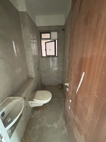 Bathroom in 2 BHK Apartment at Sheth Auris Bliss, Malad West – for Sale