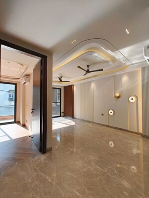 Building Lobby in 3 BHK Builder Floor at Greater Kailash I – for Rent