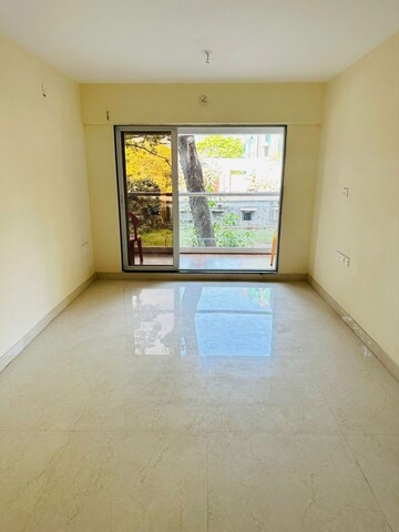 Room in 2 BHK Apartment at RRB Satra Harmony, Chembur – for Sale