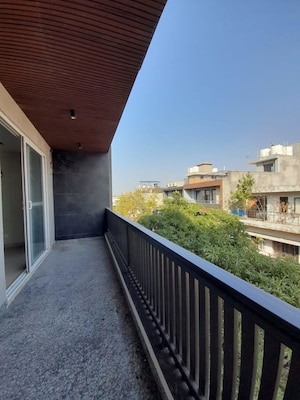 Balcony in 3 BHK Builder Floor at South Extension I – for Sale