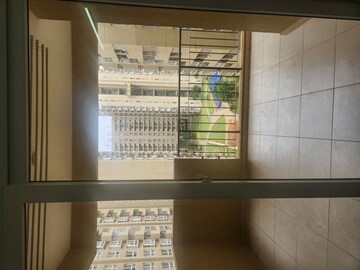 Kitchen in 3.5 BHK Apartment at Bhartiya Nikoo Homes, Thanisandra Main Road – for Rent