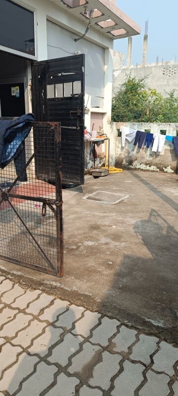 2 BHK Villa – Exterior View View at Mohan Road - for Sale