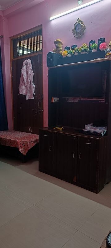 Furnished Amenities in 2 BHK Villa at Mohan Road – for Sale