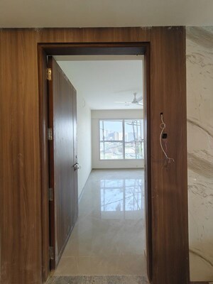 Building Lobby in 1 BHK Apartment at Srishti Oasis Phase I, Bhandup West – for Sale