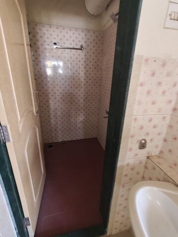 Bathroom in 1 BHK Apartment at Green Hills, Kandivali East – for Rent