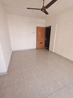 1 BHK Apartment For Rent in Green Hills