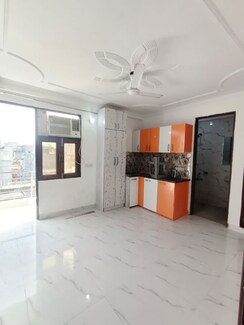 1 RkBuilder Floor For Rent in Saket