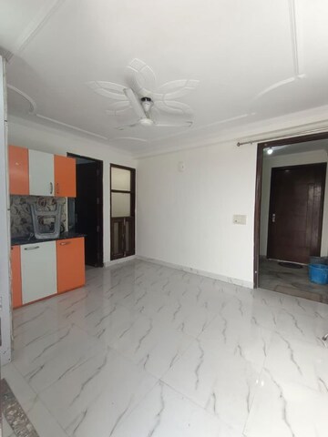 Room in 1 RK Builder Floor at Saket – for Rent