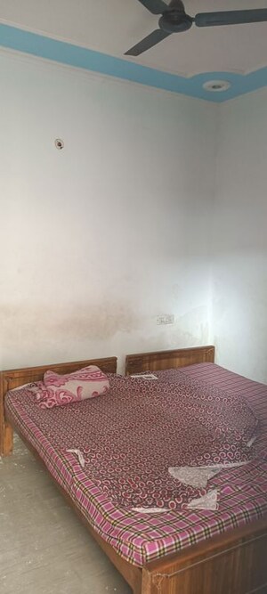 2 BHK Builder Floor For Rent in Dhakoli