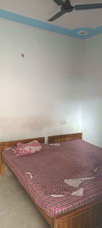 2 BHK Builder Floor For Rent in Dhakoli