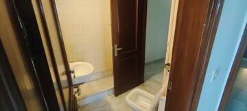Bathroom in 3 BHK Builder Floor at Hauz Khas – for Rent